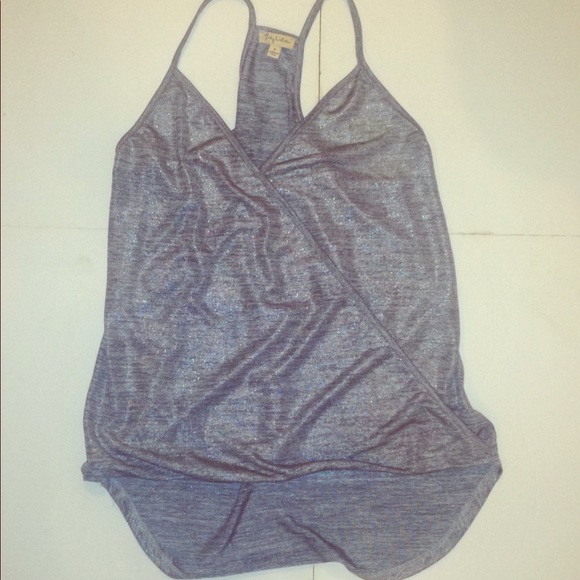 ❤️beautiful shirt by lily white❤️ - Picture 1 of 1